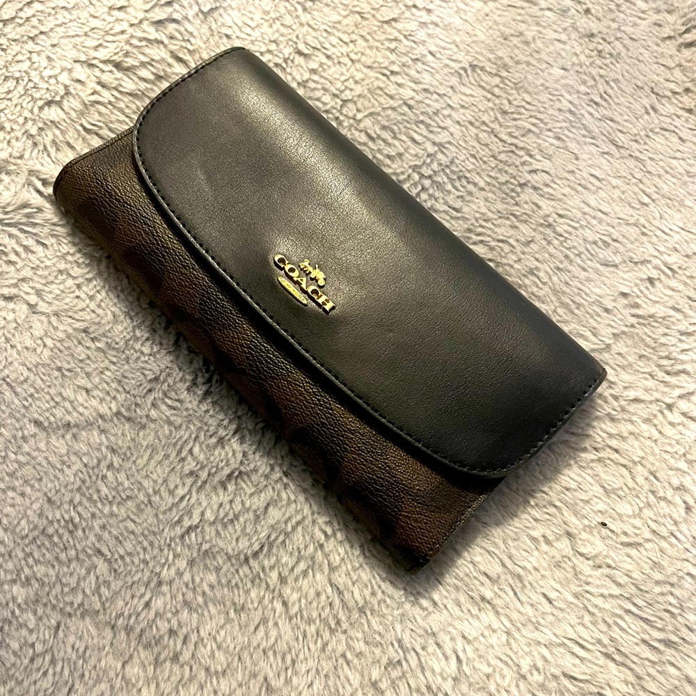 Coach slim tri-fold wallet with checkbook